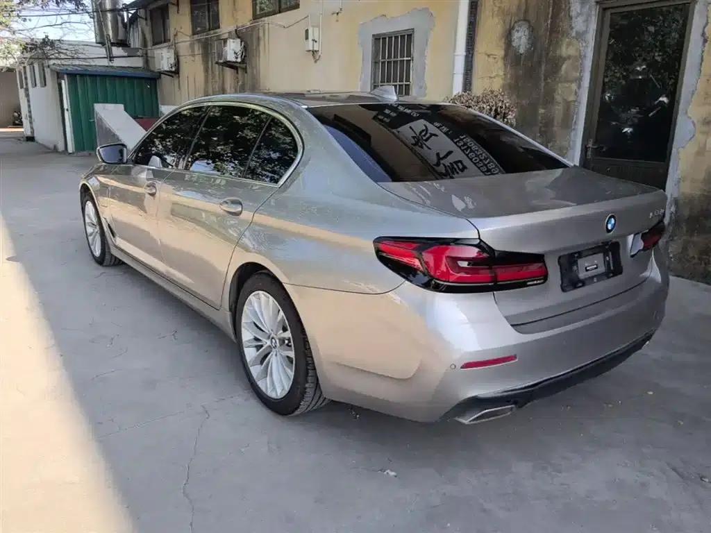 BMW 5 Series PHEV 2022 535Le Luxury Package — миниатюра 23