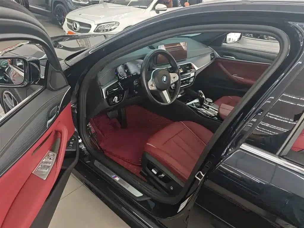 BMW 5 Series PHEV 2021 535Le Pioneer Edition M Sport Package — миниатюра 16