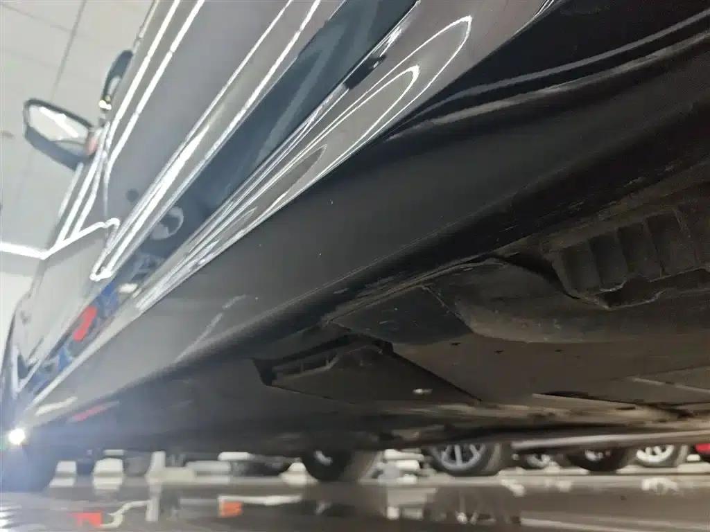 BMW 5 Series PHEV 2021 535Le Pioneer Edition M Sport Package — миниатюра 22