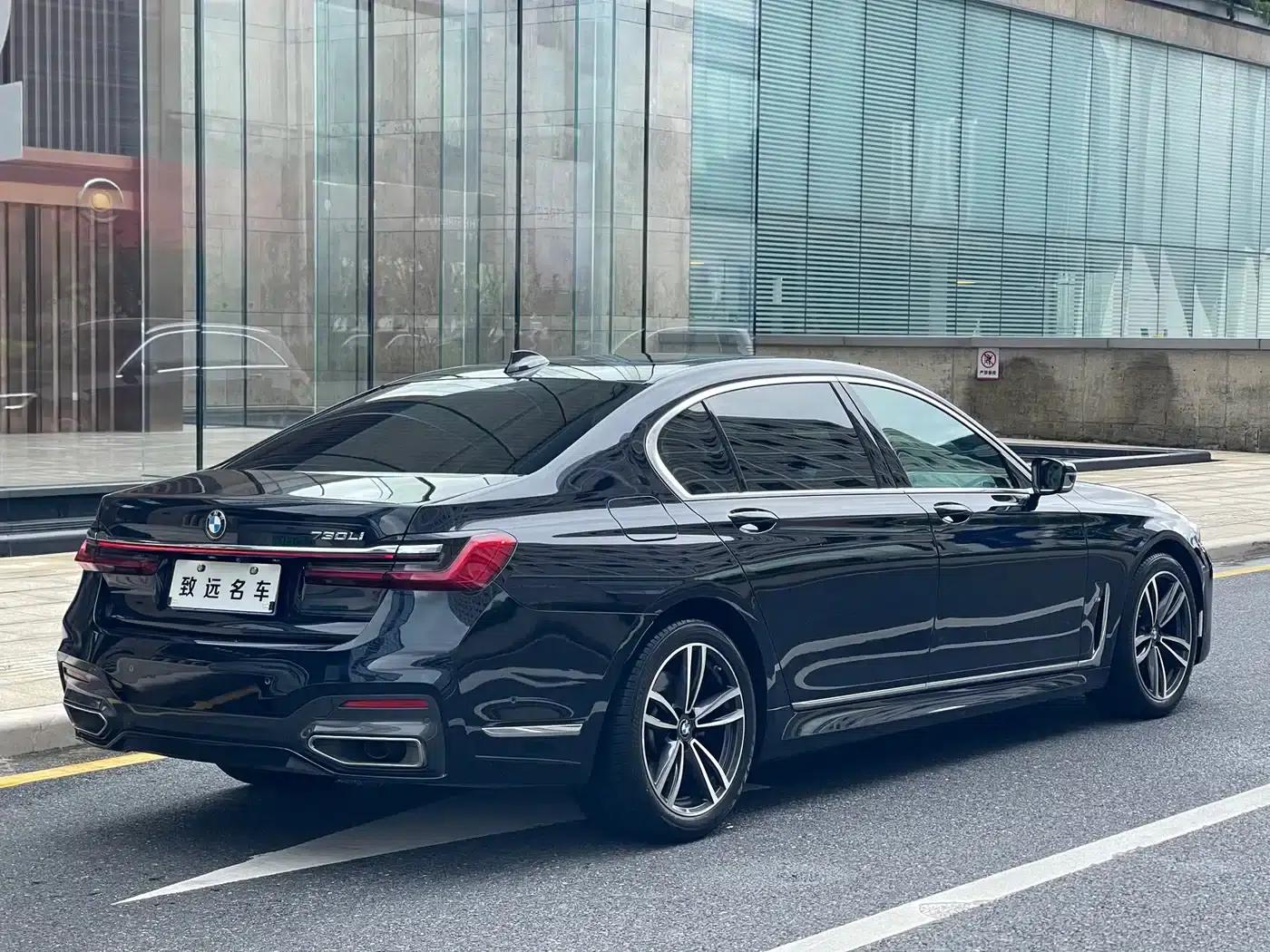 2019 BMW 7 Series Facelift 730Li M Sport Package — миниатюра 3