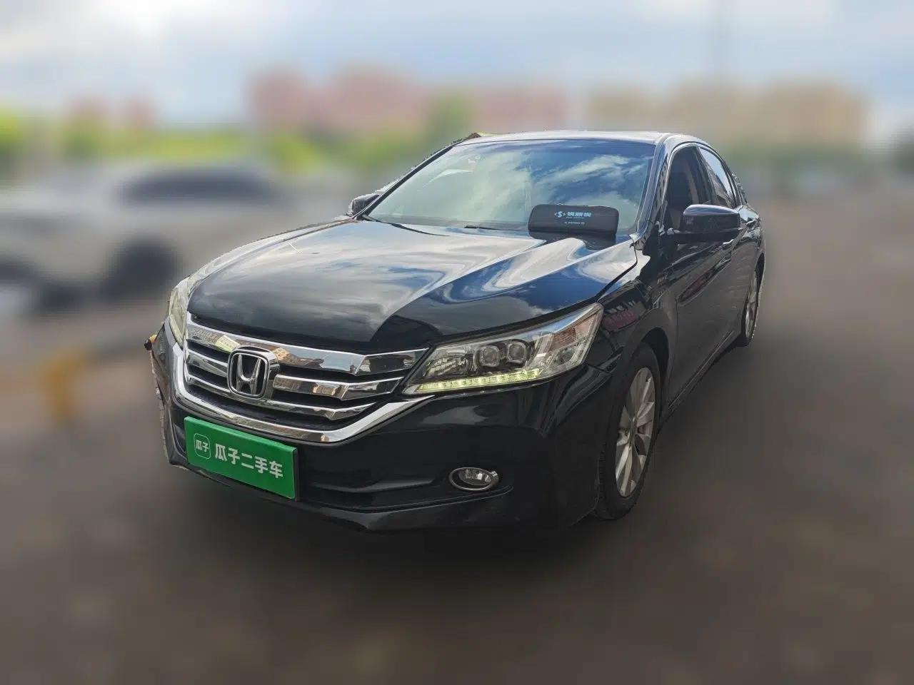Honda Accord 2014 2.4L EX Luxury Edition — миниатюра 1