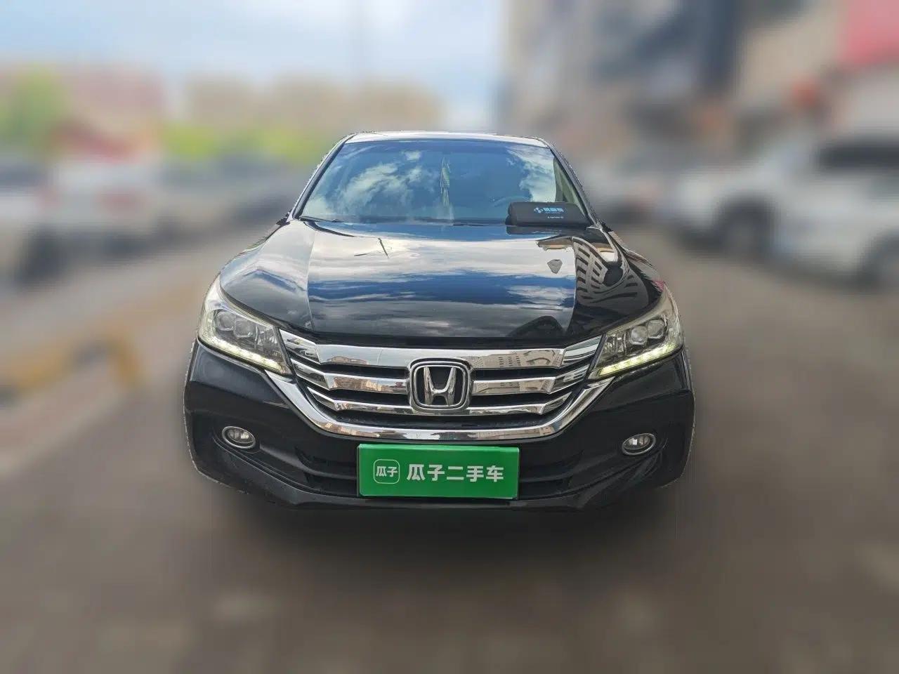 Honda Accord 2014 2.4L EX Luxury Edition — миниатюра 2