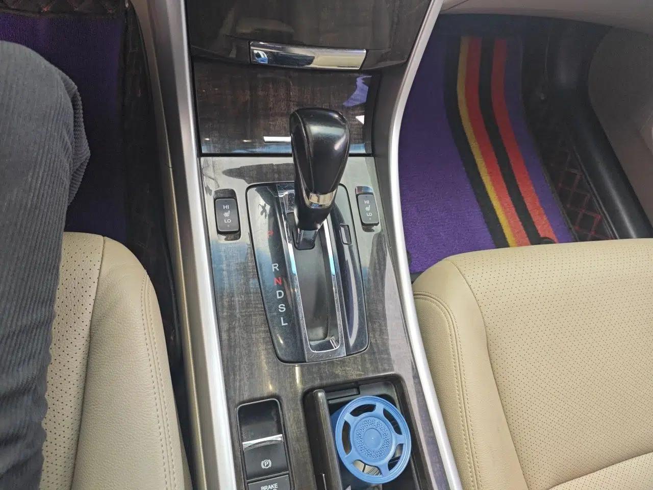 Honda Accord 2014 2.4L EX Luxury Edition — миниатюра 14