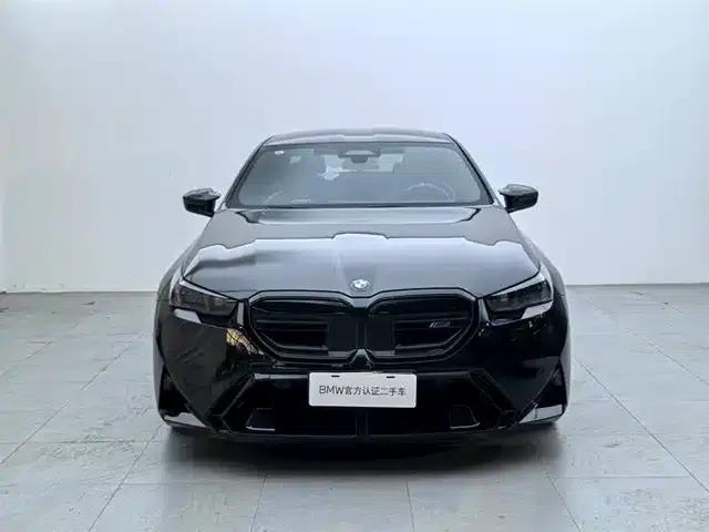 BMW M5 PHEV 2025 M5