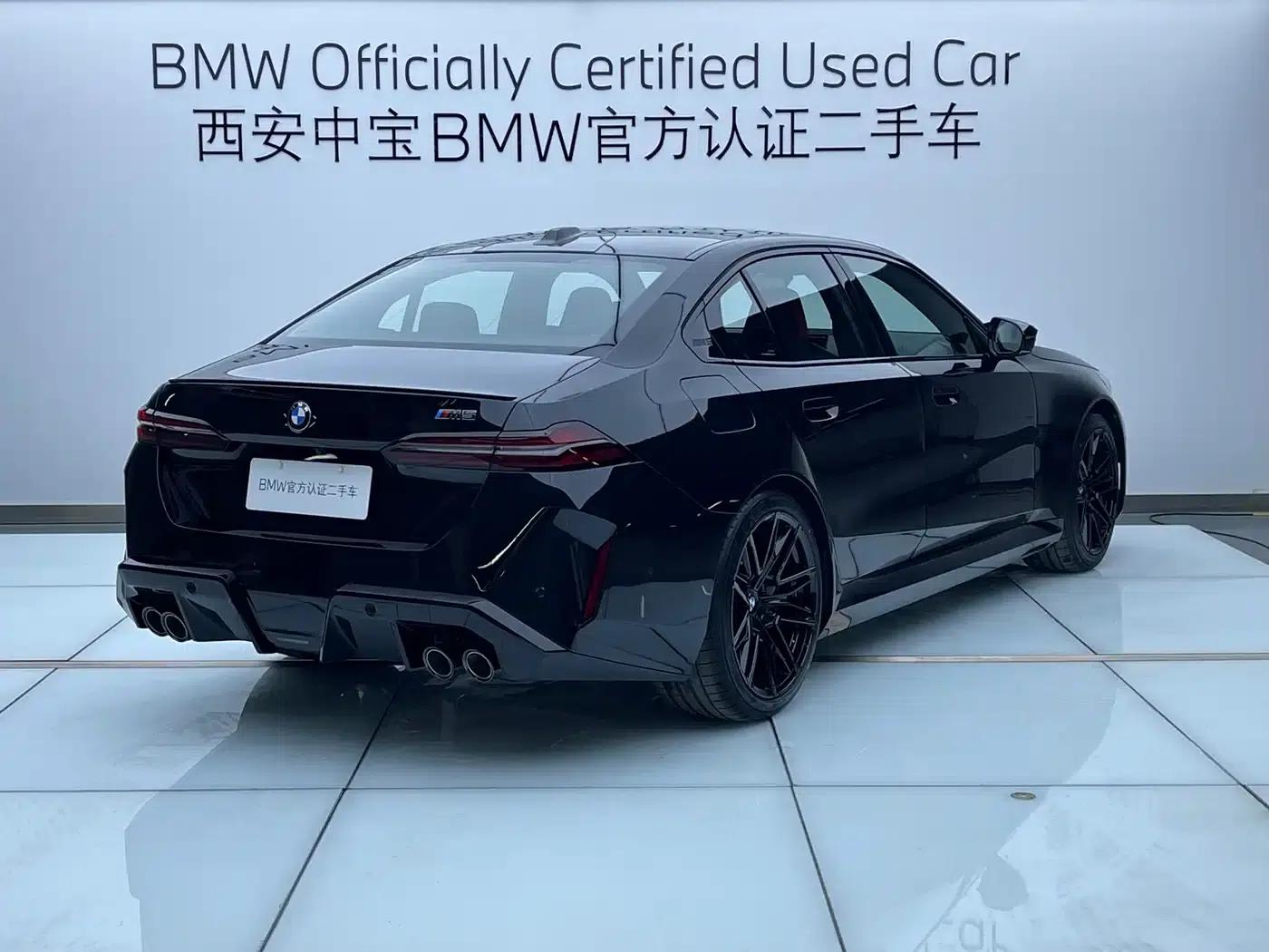 BMW M5 PHEV 2025 M5 — миниатюра 5