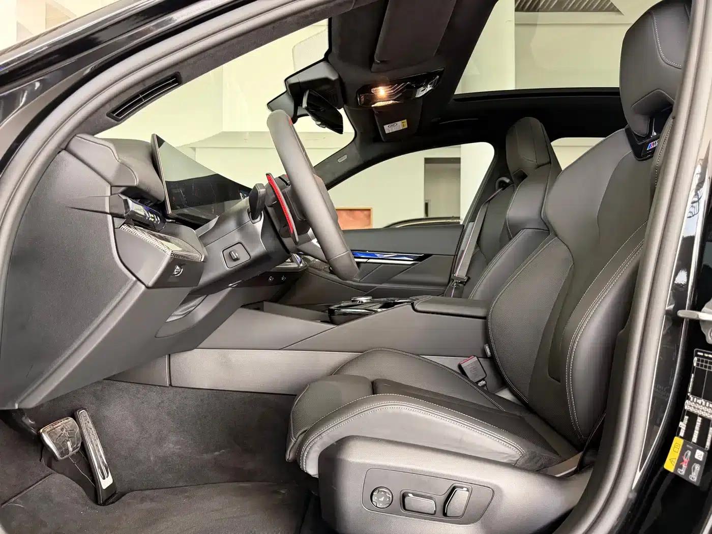BMW M5 PHEV 2025 M5 — миниатюра 13