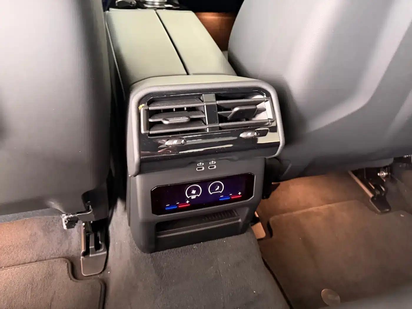 BMW M5 PHEV 2025 M5 — миниатюра 19