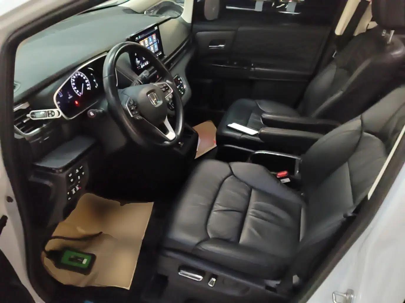 Honda Elysion 2024 2.0L eHEV Luxury Edition — миниатюра 17