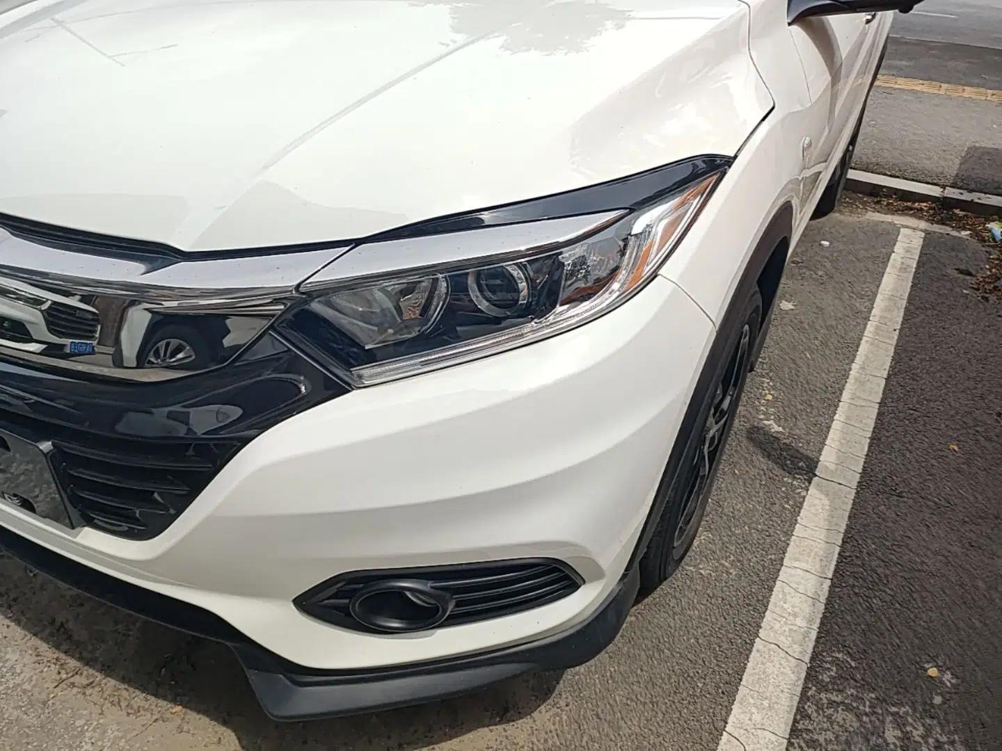 Honda Vezel 2020 1.5L CVT Pioneer Edition — миниатюра 8