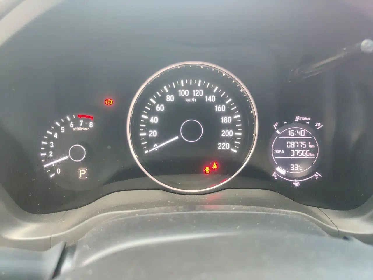 Honda Vezel 2019 1.5L CVT Pioneer Edition China VI — миниатюра 11