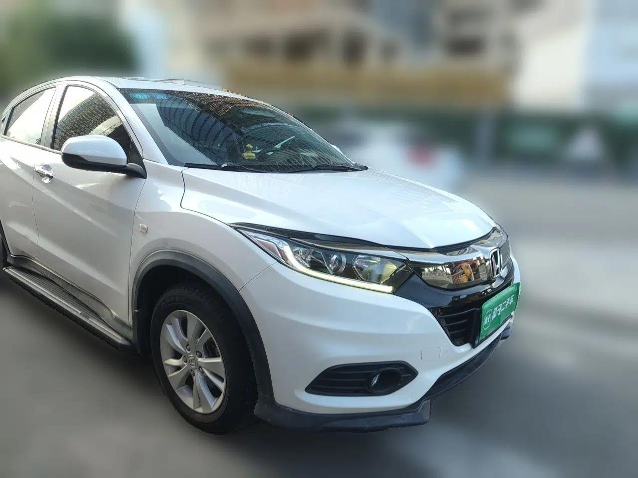 Honda Vezel 2019 1.5L CVT Pioneer Edition China VI — миниатюра 3