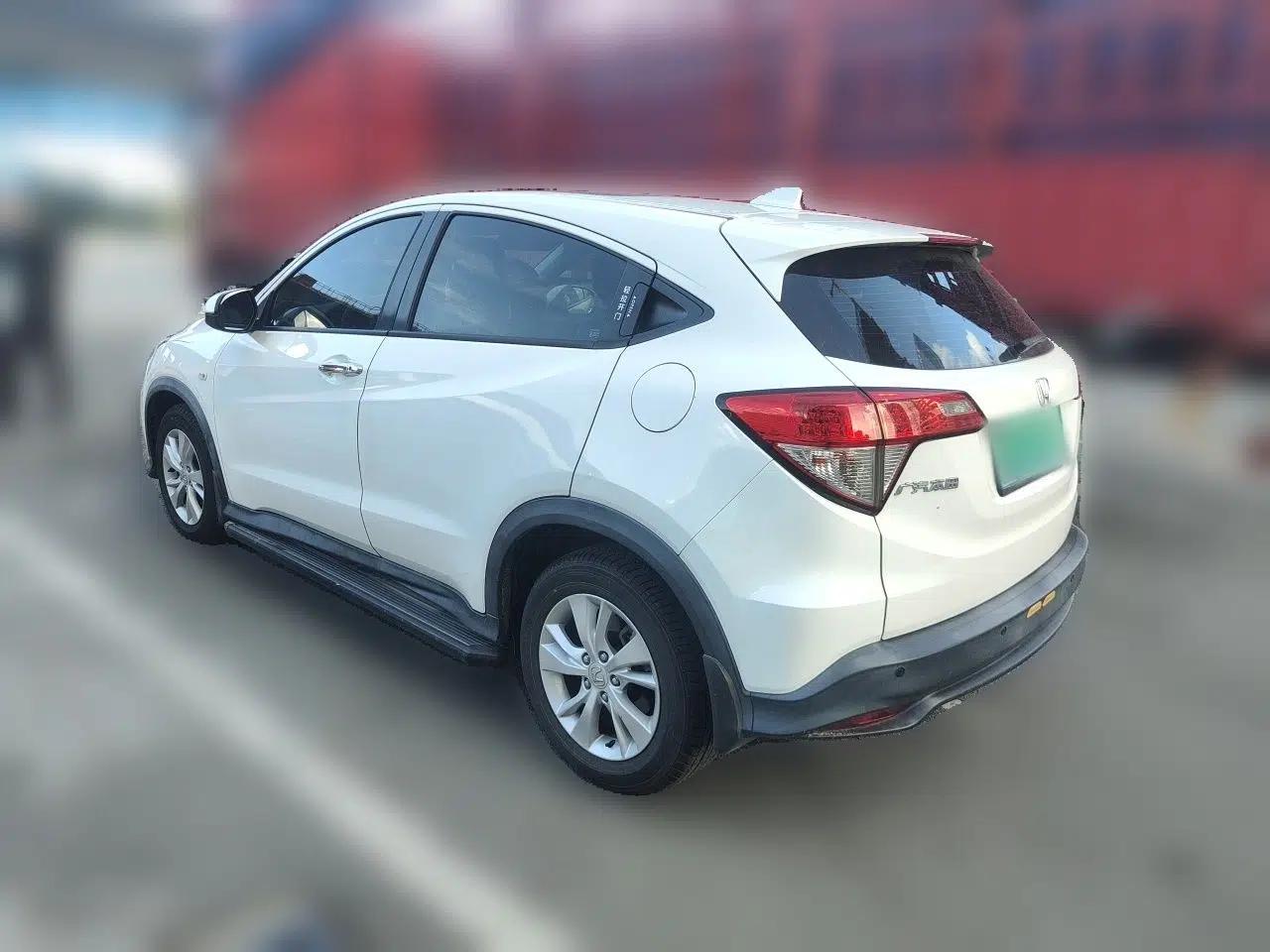 Honda Vezel 2019 1.5L CVT Pioneer Edition China VI — миниатюра 4