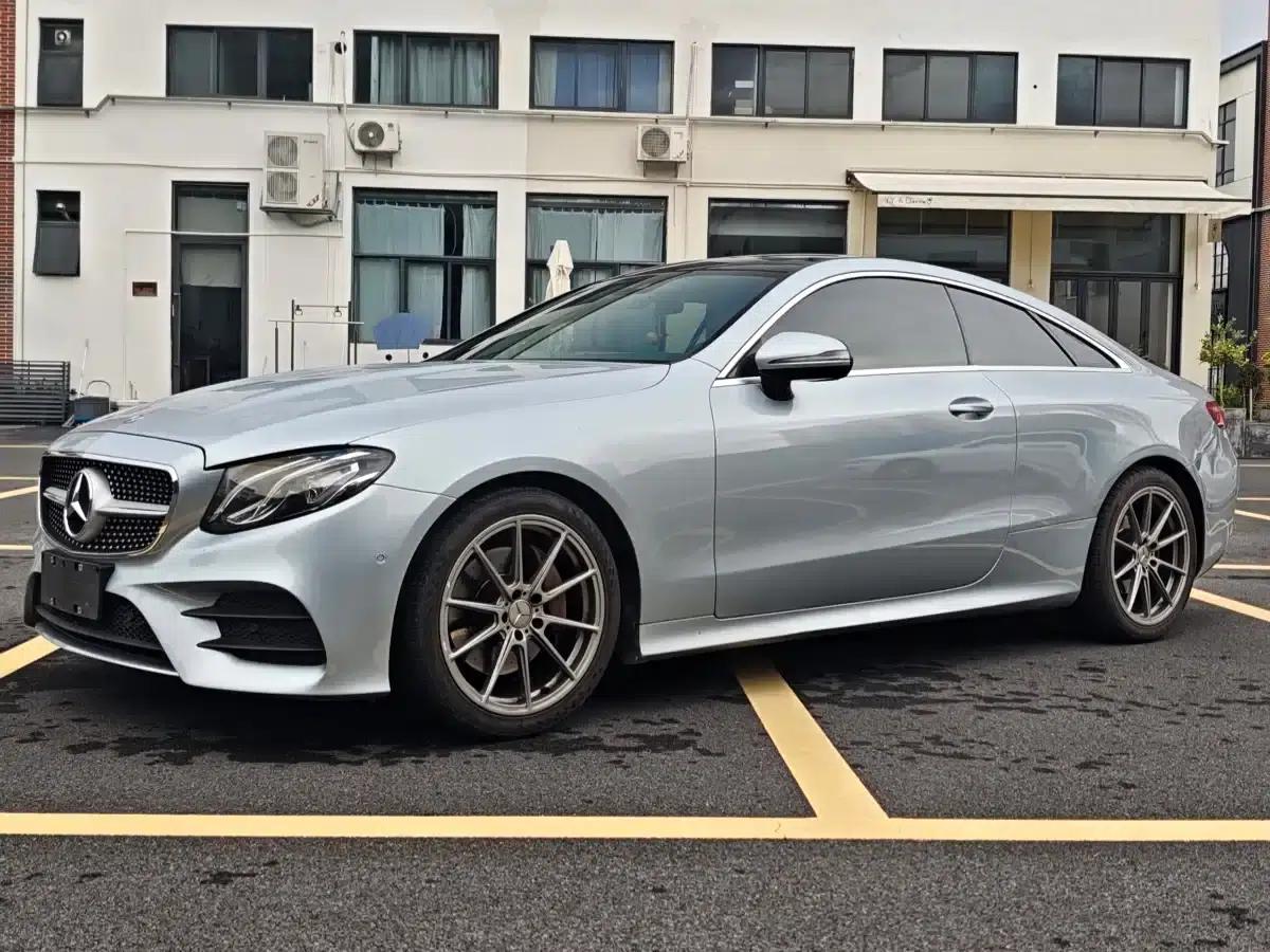 Imported Mercedes-Benz E-Class 2018 E 200 Coupe — миниатюра 1