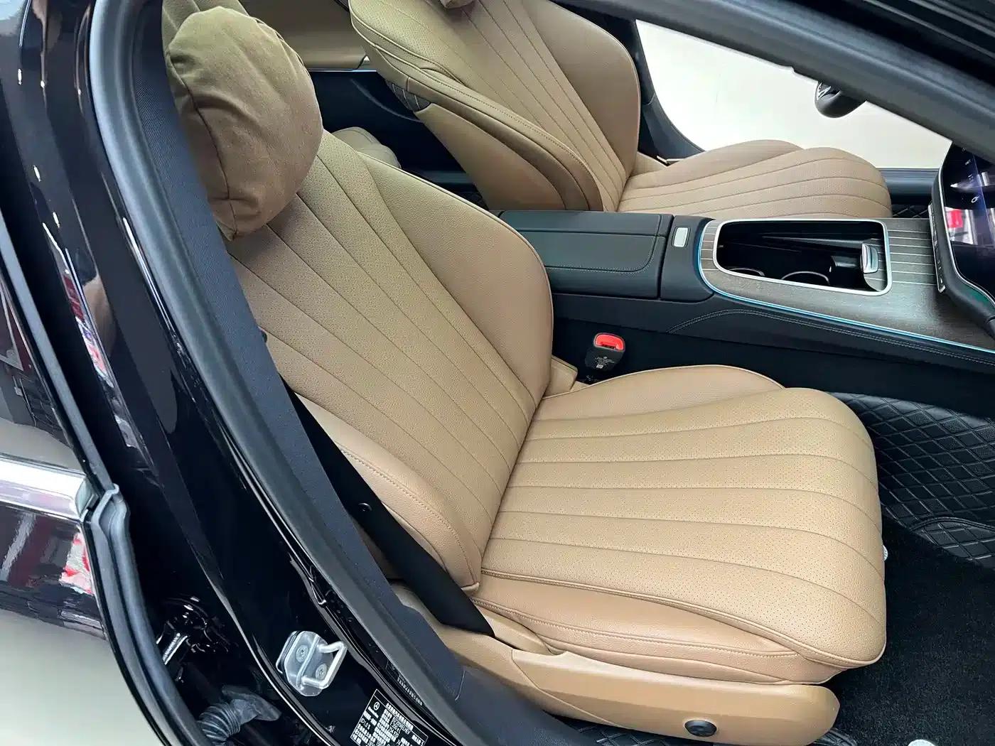 Mercedes-Benz E-Class PHEV 2024 E 350 e L Plug-in Hybrid Sedan — миниатюра 12
