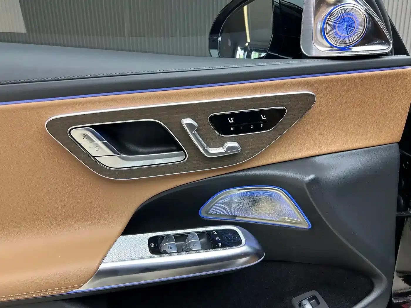 Mercedes-Benz E-Class PHEV 2024 E 350 e L Plug-in Hybrid Sedan — миниатюра 14
