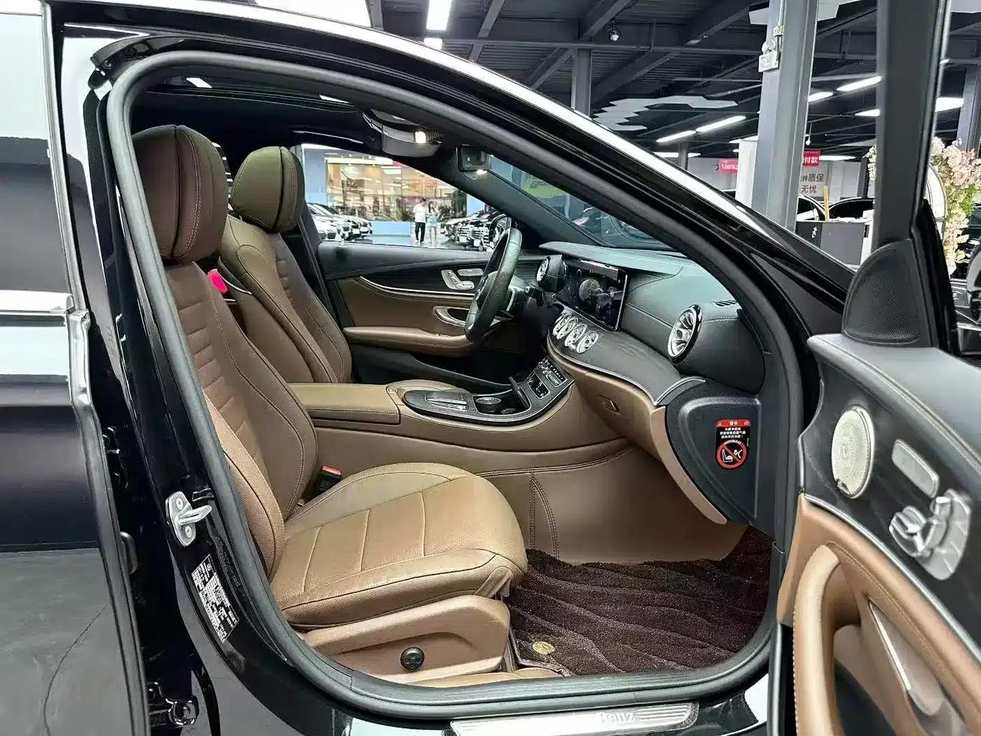 Mercedes-Benz E-Class PHEV 2023 E 350 e L Plug-in Hybrid Sports Sedan — миниатюра 4