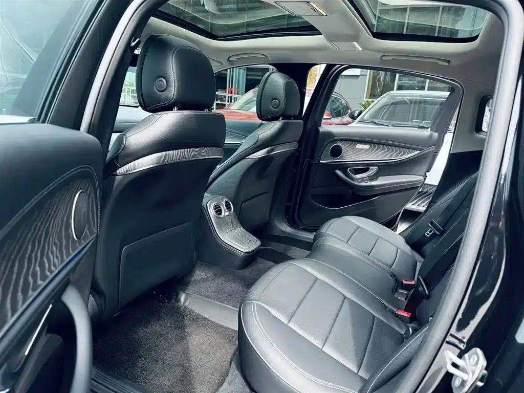 Mercedes-Benz E-Class PHEV 2022 Facelift E 350 e L Plug-in Hybrid Sedan — миниатюра 13