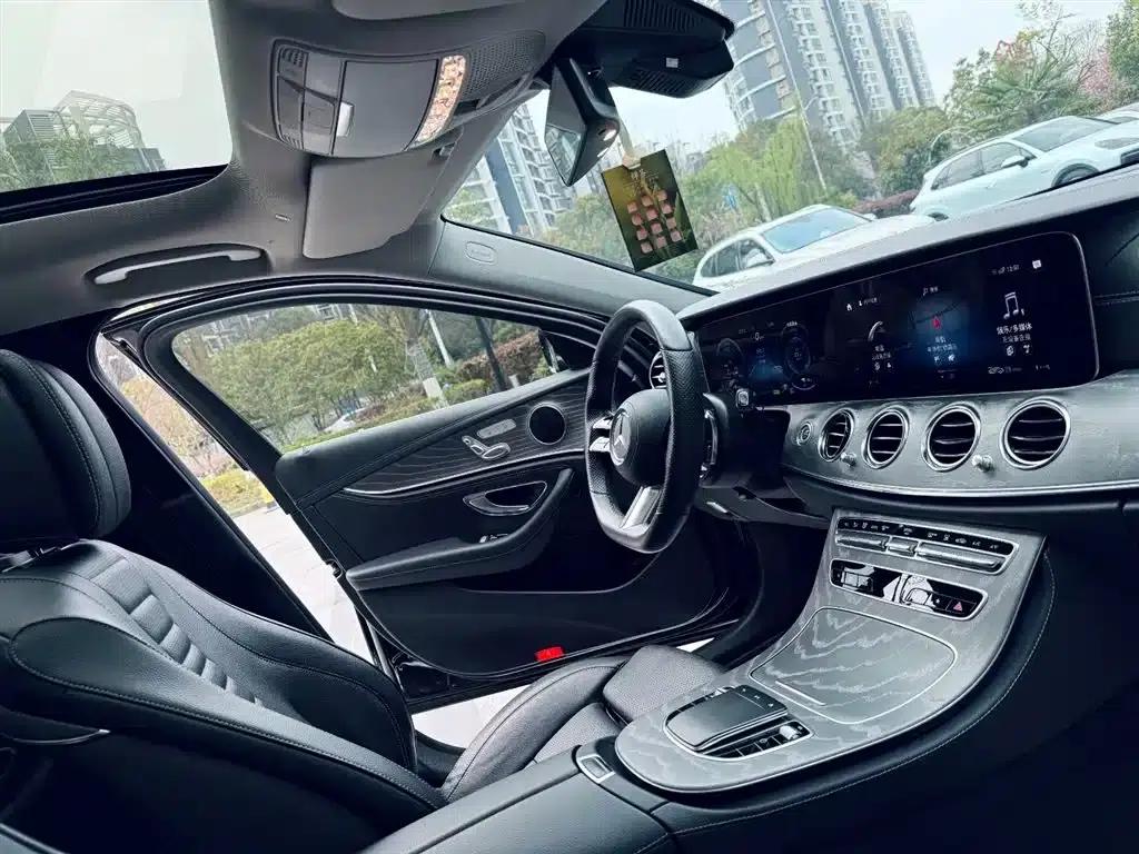 Mercedes-Benz E-Class PHEV 2022 Facelift E 350 e L Plug-in Hybrid Sedan — миниатюра 14