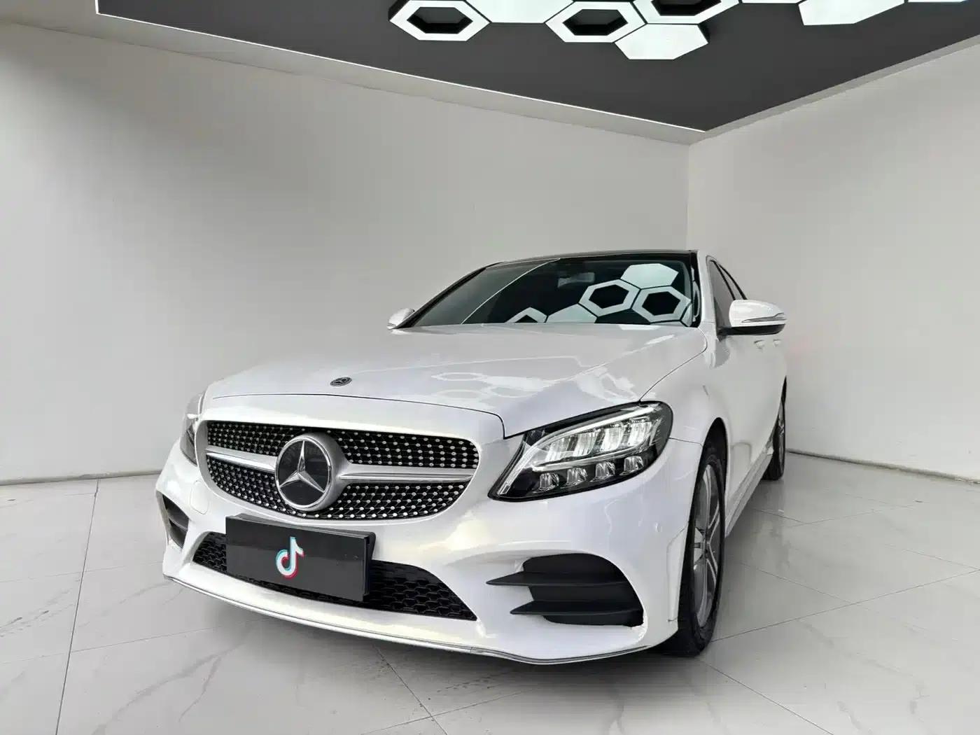Mercedes-Benz C-Class 2020 Facelift C 260 L Sport Edition — миниатюра 1