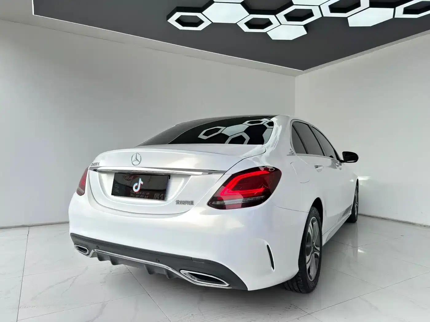 Mercedes-Benz C-Class 2020 Facelift C 260 L Sport Edition — миниатюра 7