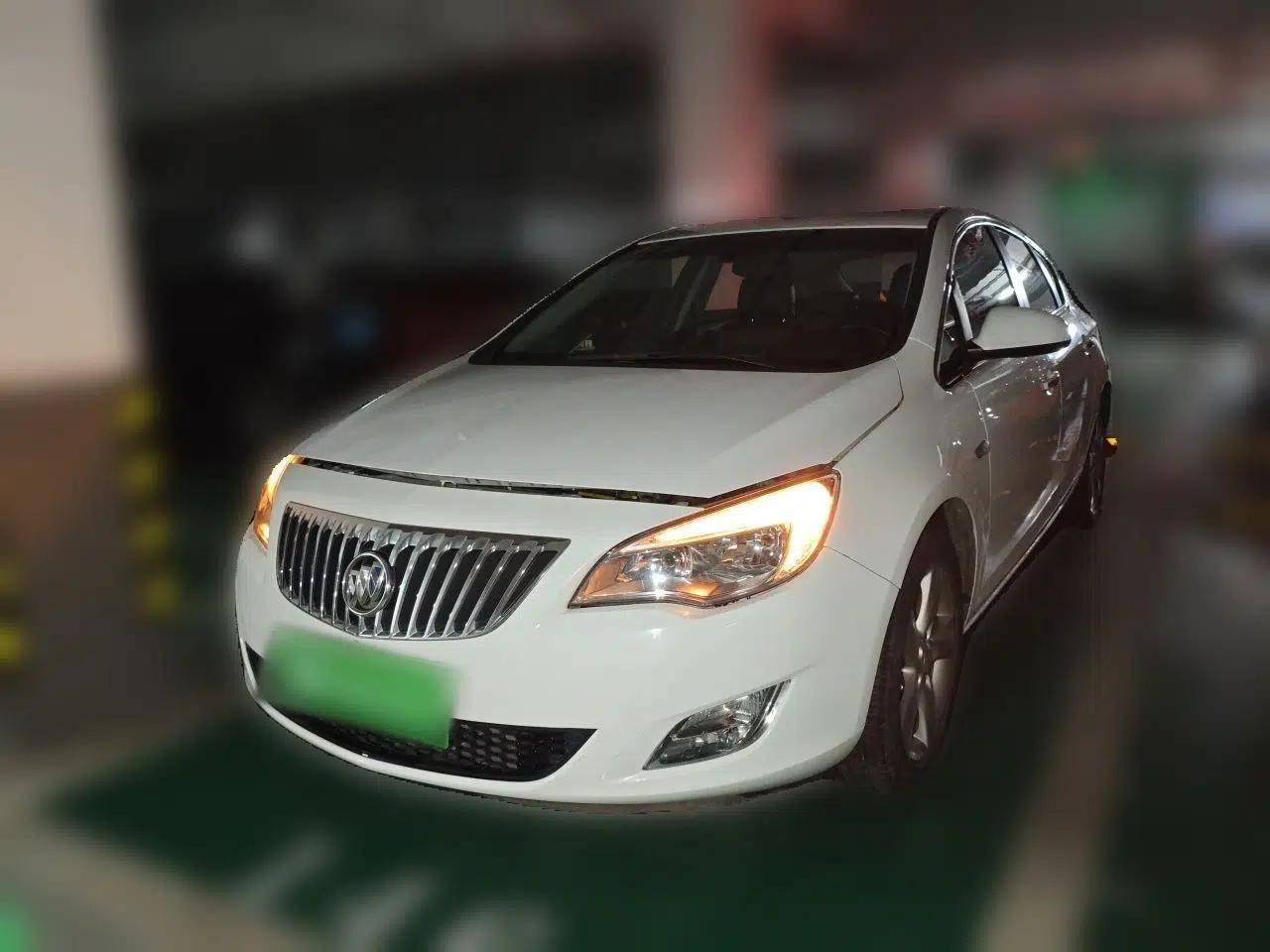 Buick GT 2014 XT 1.6T Automatic Fashion Sport Edition — миниатюра 1