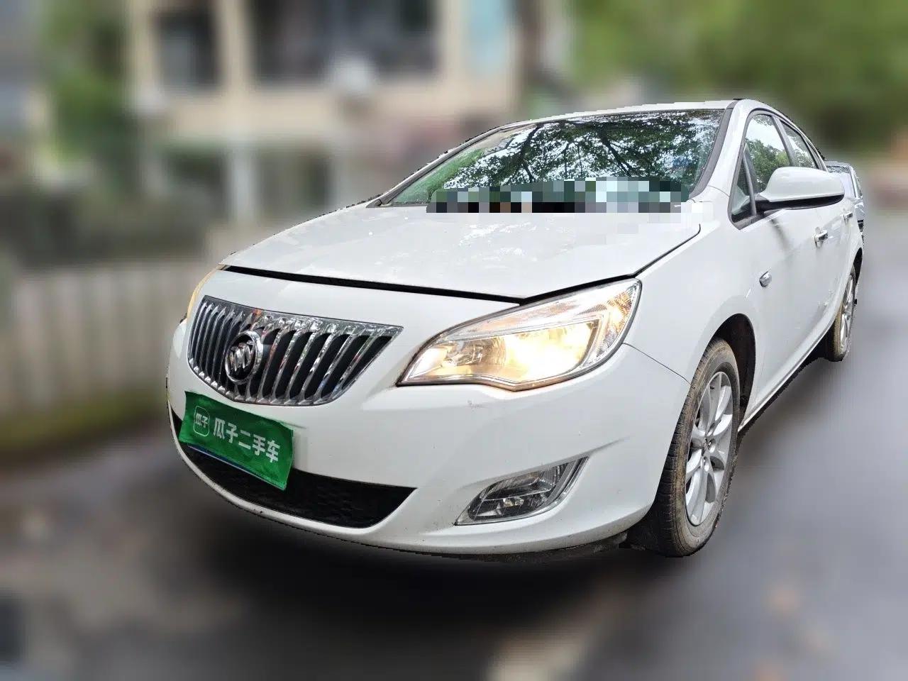 Buick GT 2013 XT 1.6L Automatic Fashion Edition — миниатюра 1