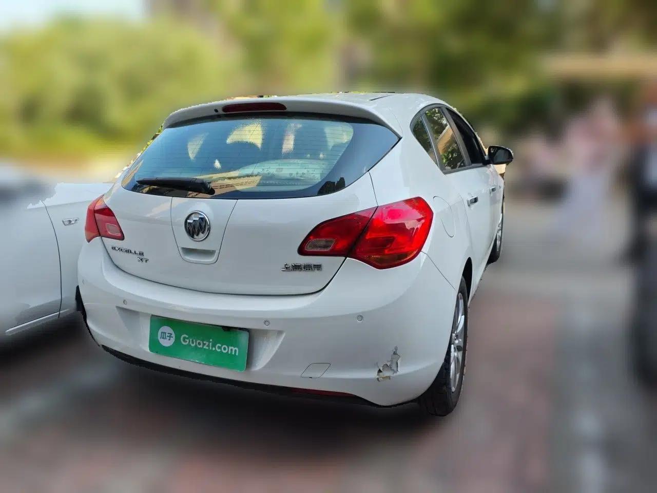 Buick GT 2013 XT 1.6L Automatic Fashion Edition — миниатюра 6