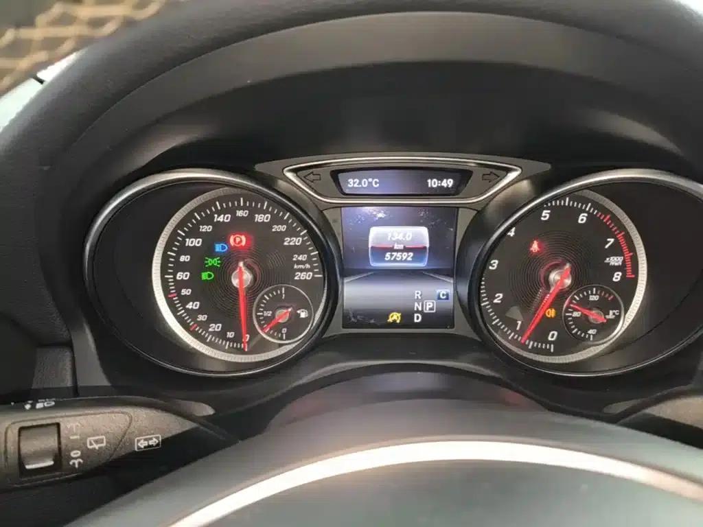 2017 Mercedes-Benz GLA 200 Fashion Edition — миниатюра 12