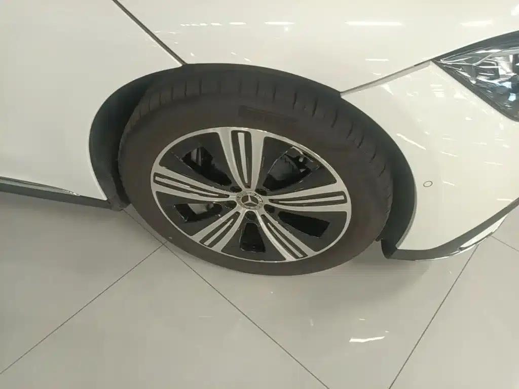Mercedes-Benz EQE 2025 500 4MATIC Pioneer Edition — миниатюра 14