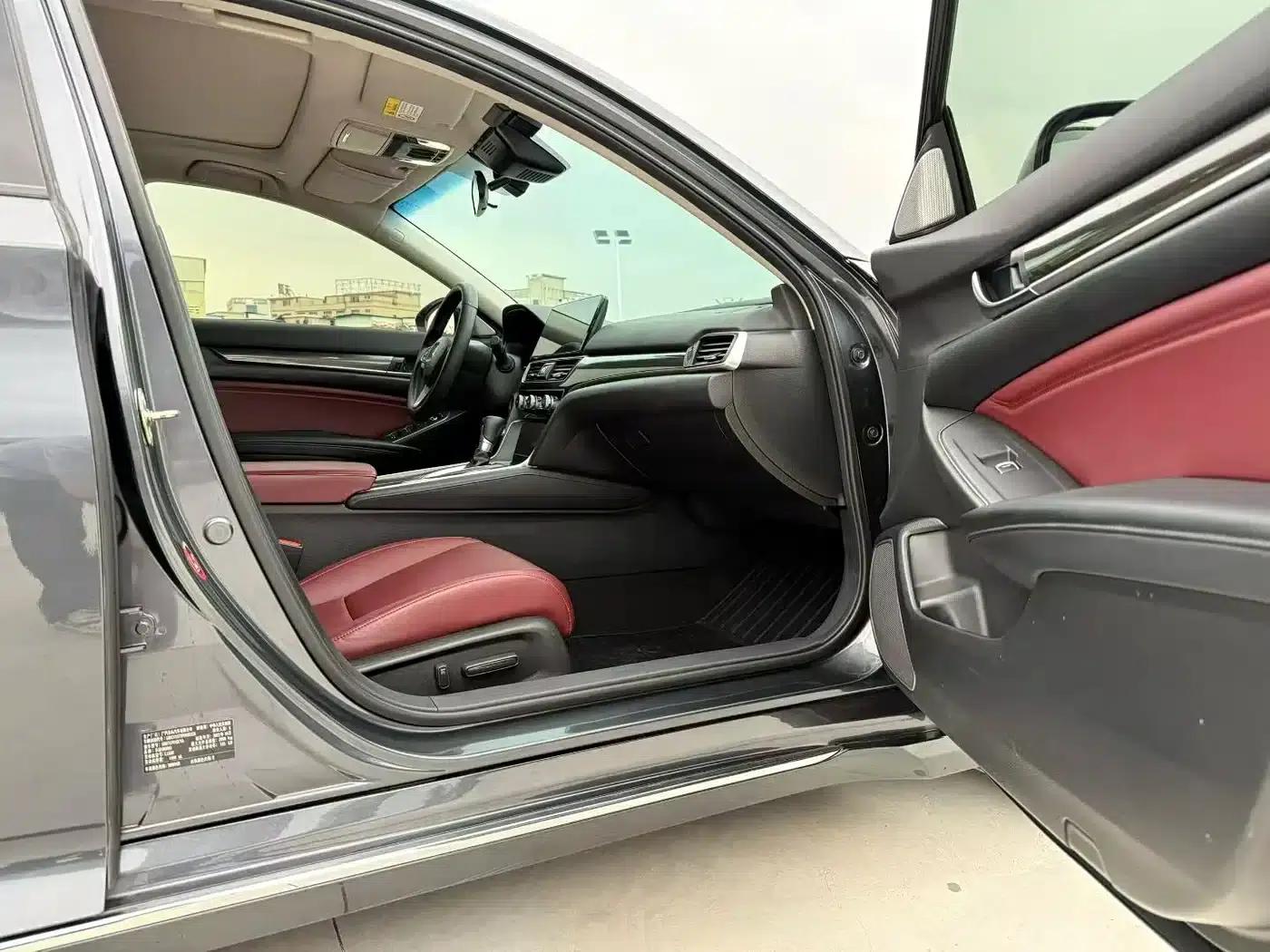 Accord 2022 260TURBO Phantom Night Premium Edition — миниатюра 6