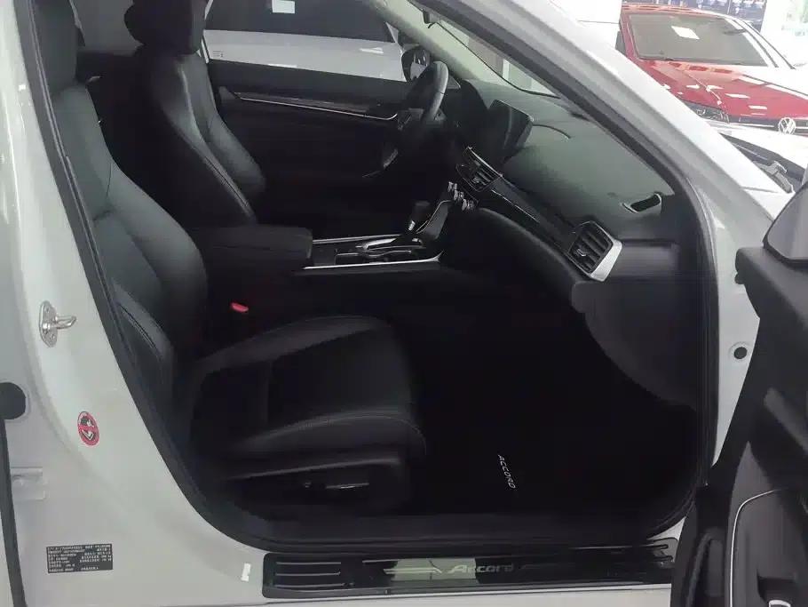 Accord 2022 260TURBO Phantom Night Premium Edition — миниатюра 8