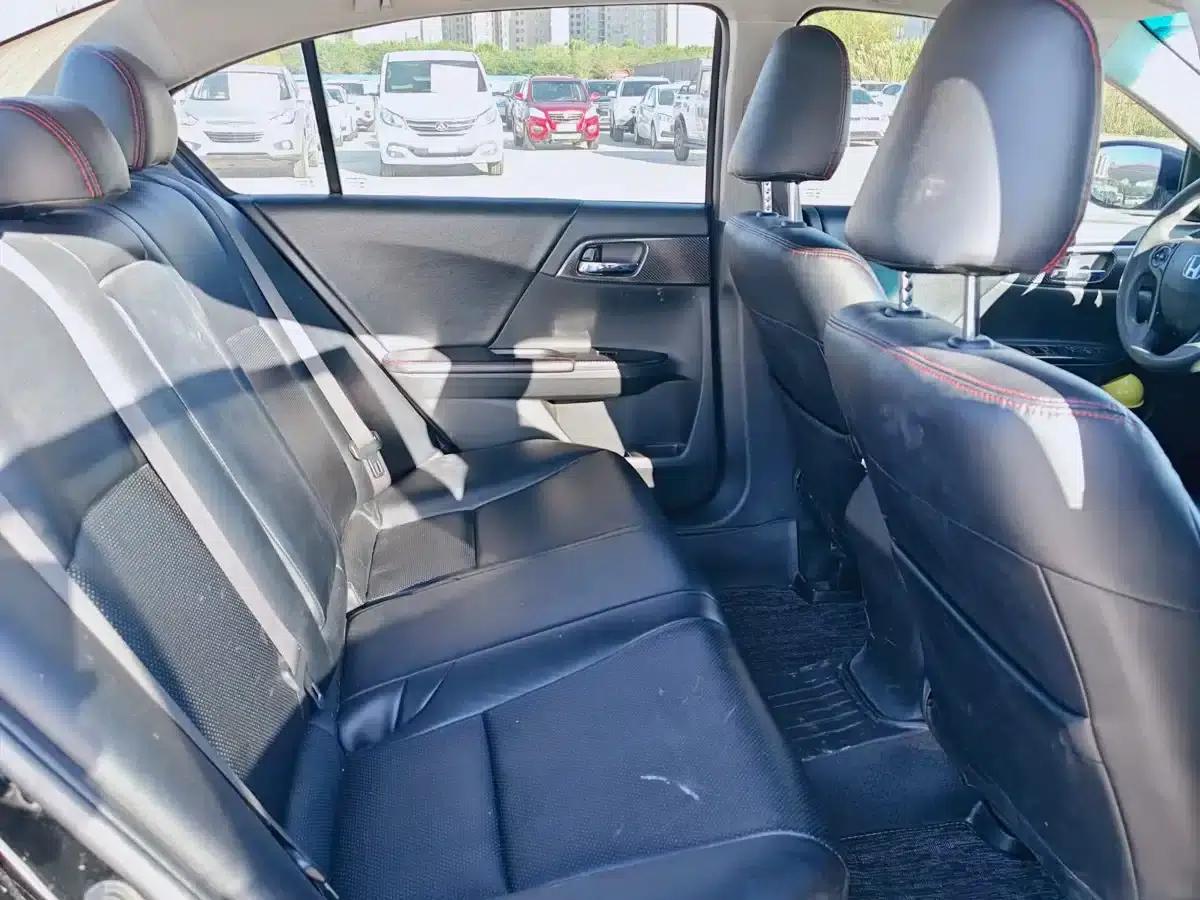 2014 Honda Accord 2.0L LX Comfort Edition — миниатюра 4