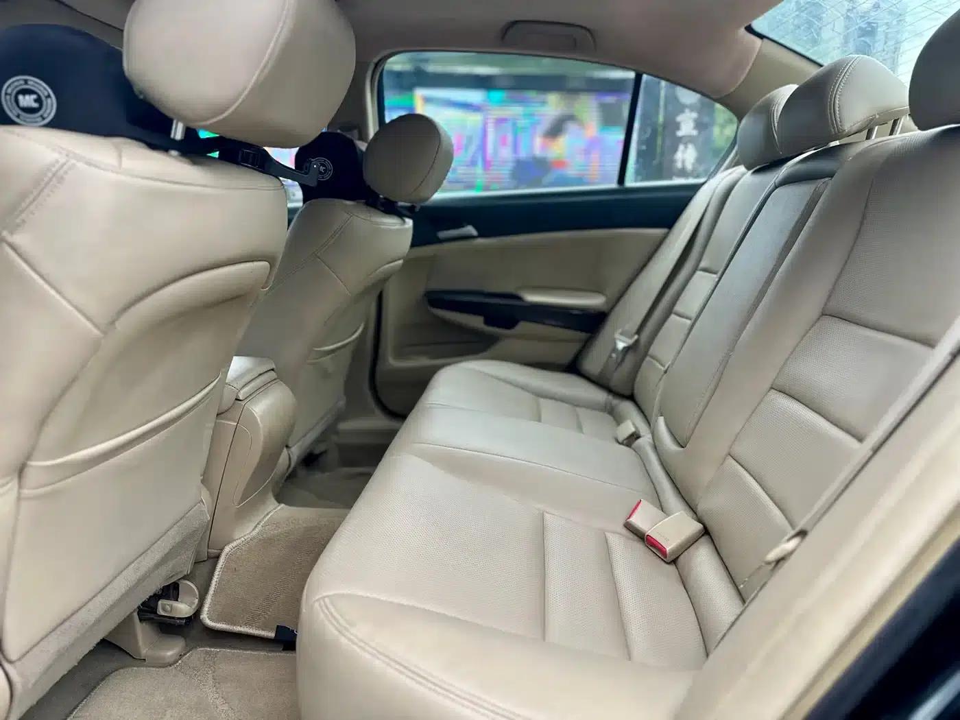 Accord 2010 2.4L Millionth Anniversary Edition — миниатюра 8
