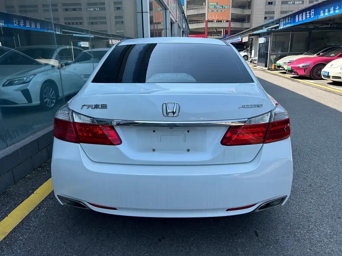 2015 Honda Accord 2.0L LX Comfort Edition — миниатюра 7