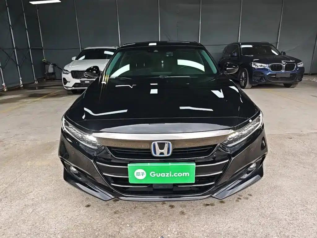 2022 Honda Accord Hybrid 2.0L Phantom Night Edition — миниатюра 3