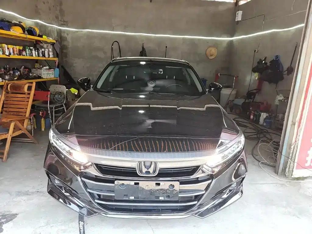 2022 Honda Accord 260TURBO Luxury Edition — миниатюра 3