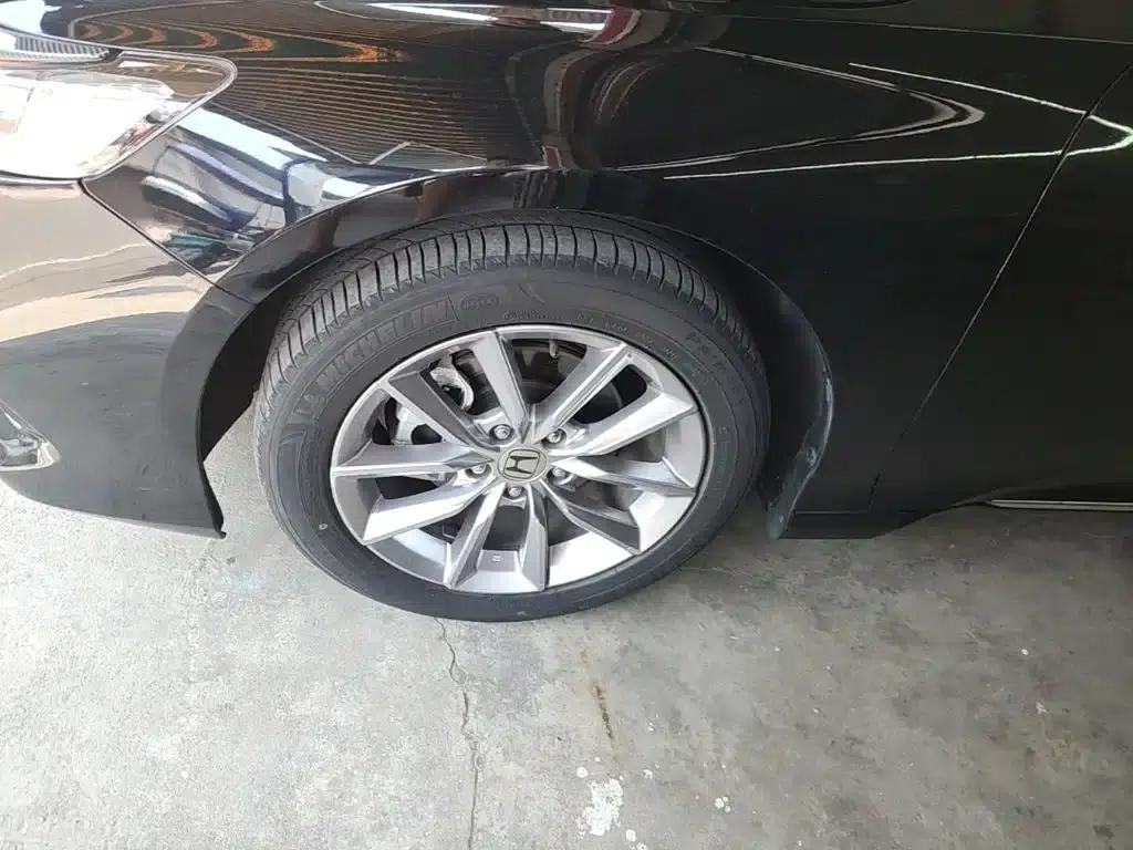 2022 Honda Accord 260TURBO Luxury Edition — миниатюра 23