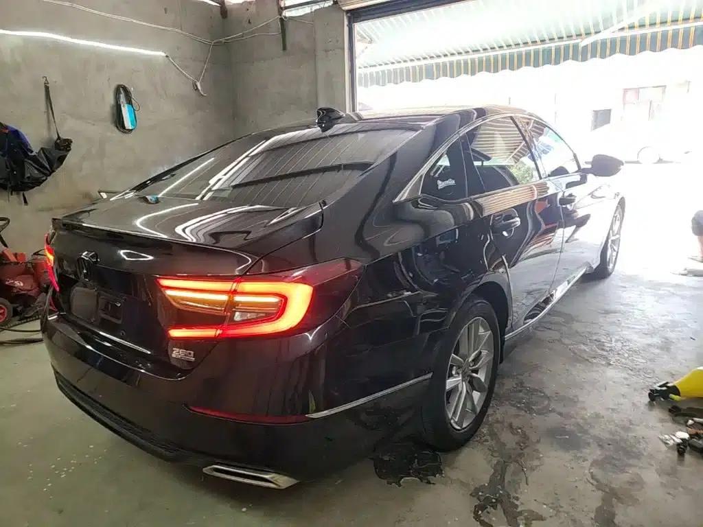 2022 Honda Accord 260TURBO Luxury Edition — миниатюра 7