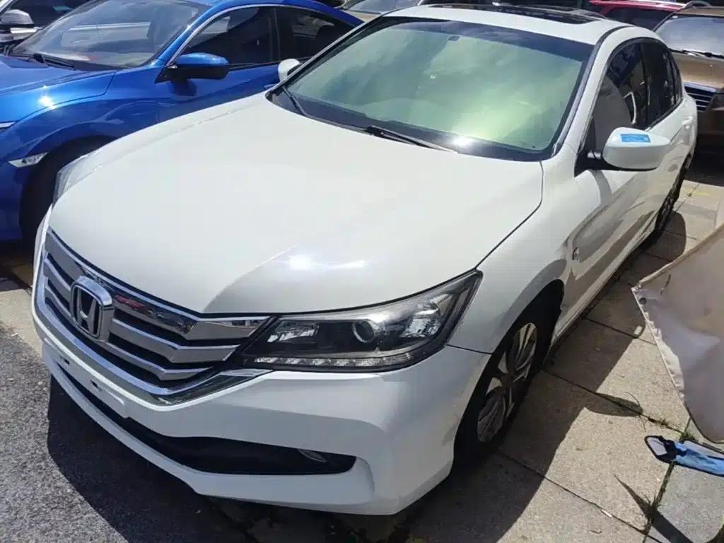 2015 Honda Accord 2.0L LX Comfort Edition — миниатюра 1
