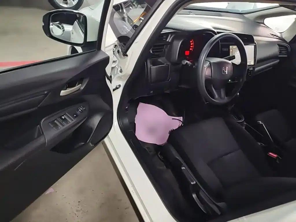 Honda Fit 2018 1.5L CVT Comfort Edition — миниатюра 16