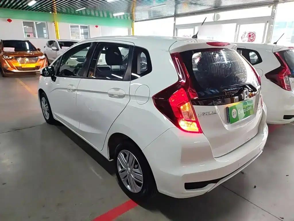 Honda Fit 2018 1.5L CVT Comfort Edition — миниатюра 5