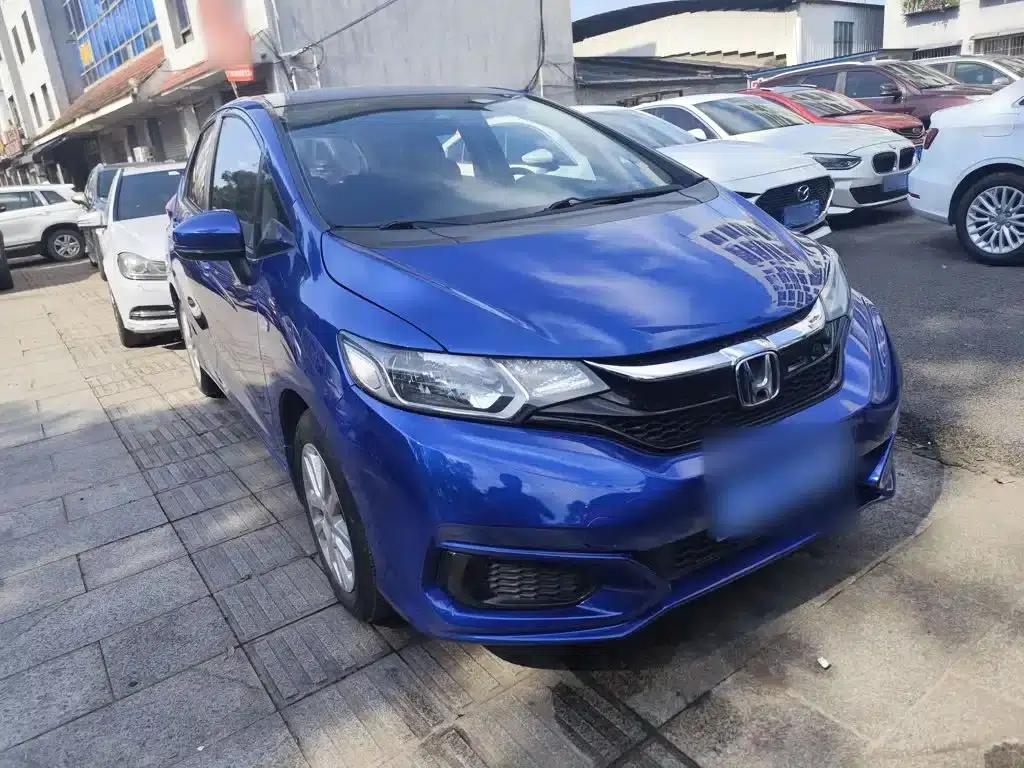Honda Fit 2018 1.5L CVT Comfort Sunroof Edition — миниатюра 4