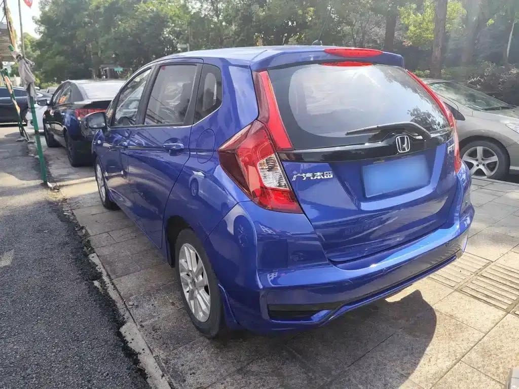 Honda Fit 2018 1.5L CVT Comfort Sunroof Edition — миниатюра 5