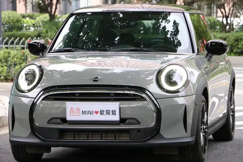 MINI 2022 Facelift 1.5T COOPER Classic — миниатюра 12