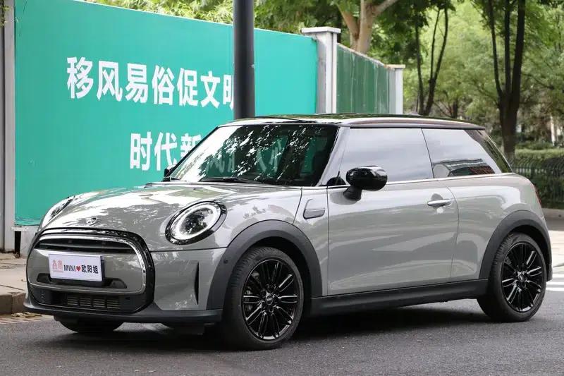 MINI 2022 Facelift 1.5T COOPER Classic — миниатюра 18