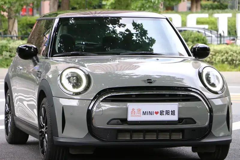 MINI 2022 Facelift 1.5T COOPER Classic — миниатюра 9