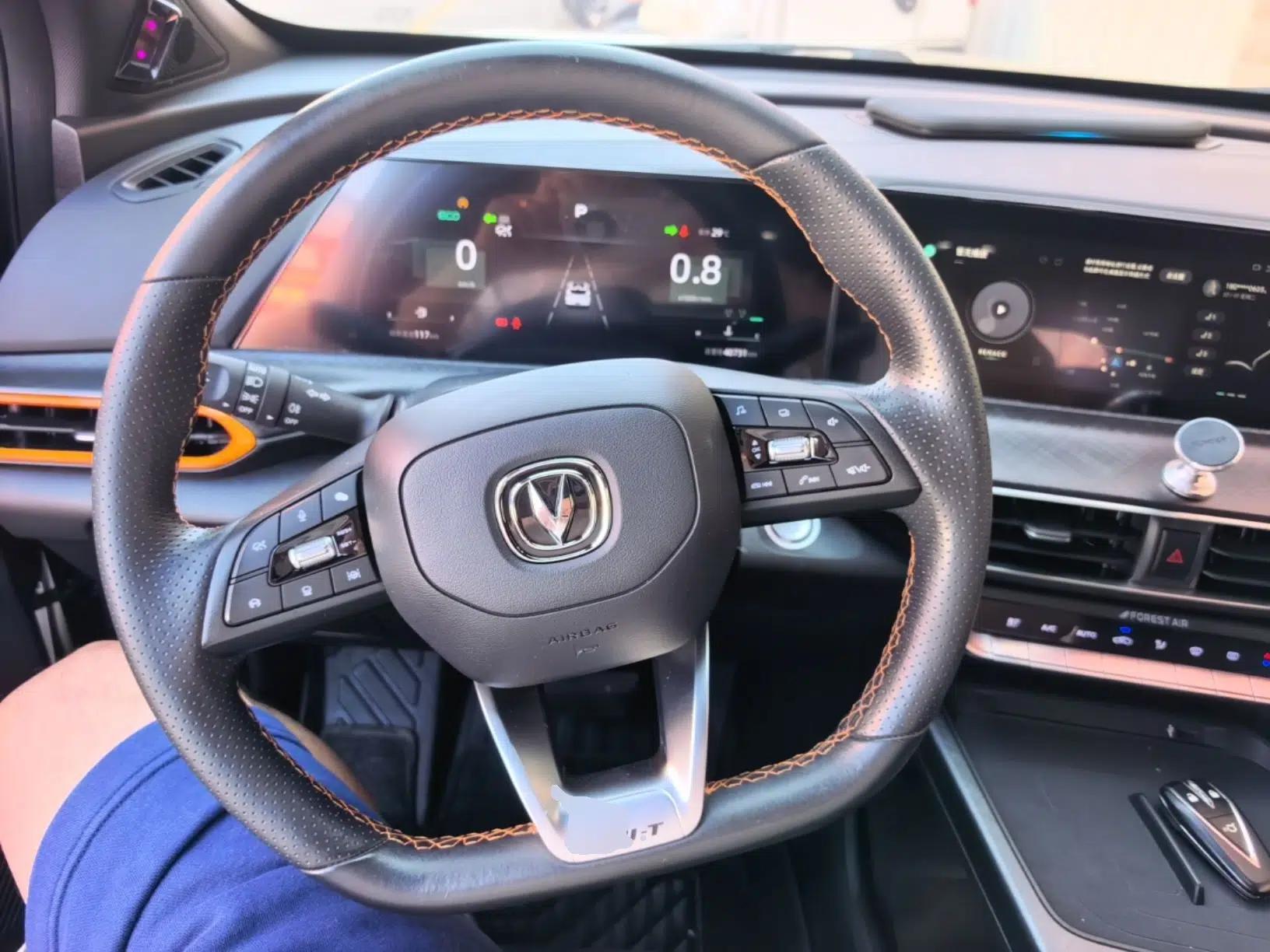 CHANGAN UNI-T 2022 1.5T Prestige Version — миниатюра 22