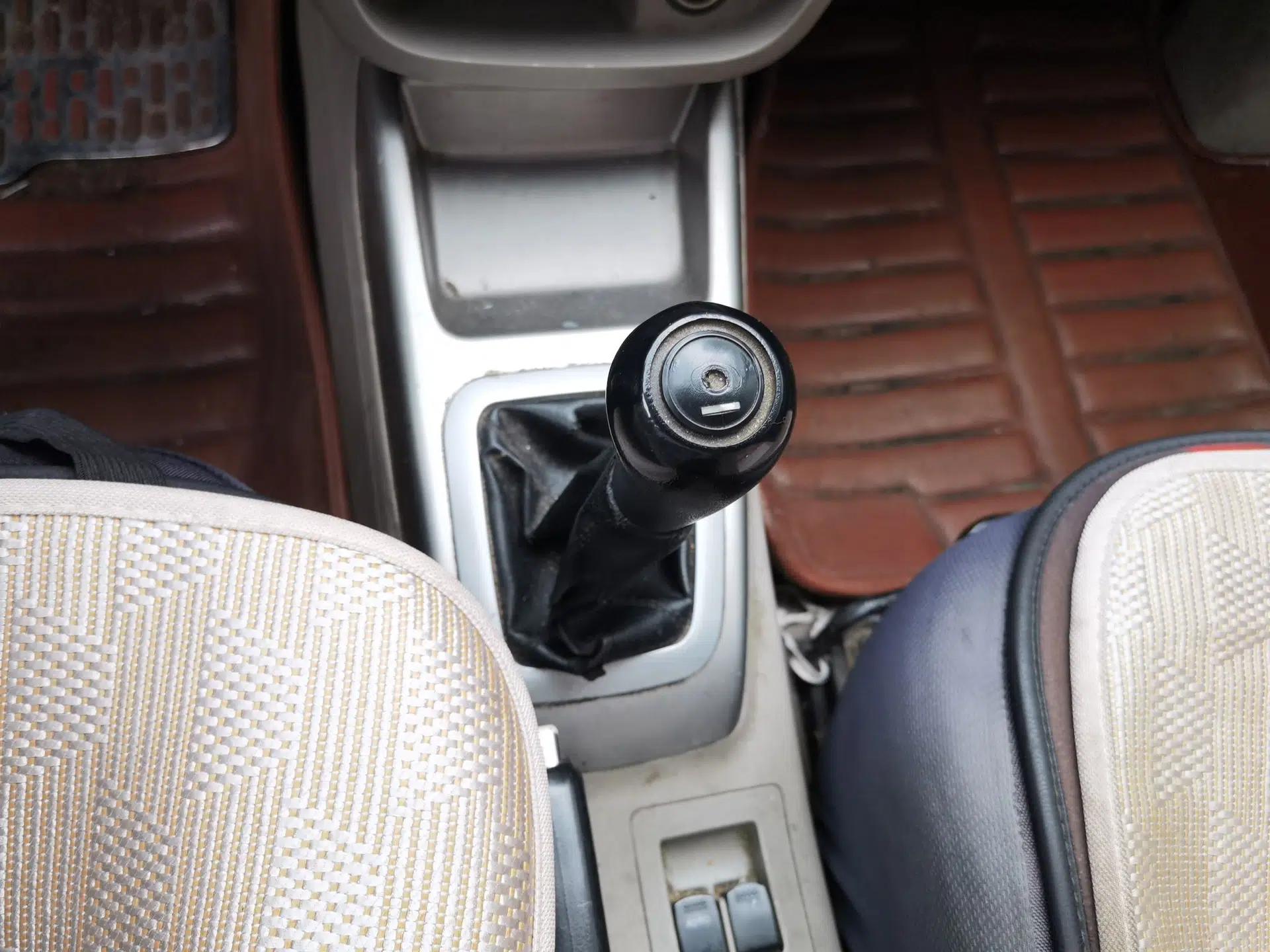 CHANGAN Alsvin V3 2012 1.3L Manual Standard Edition — миниатюра 14