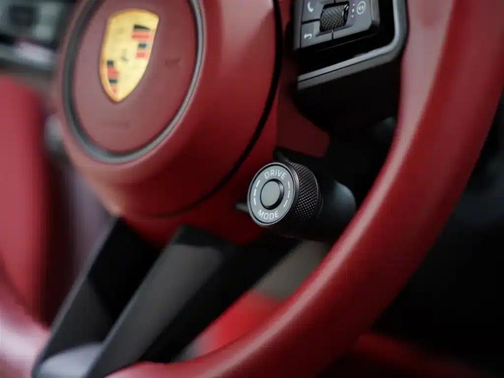 Porsche 911 2020 Carrera 3.0T — миниатюра 45