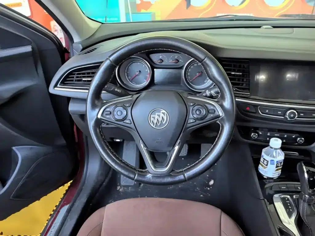 Buick Regal 2017 20T Elite — миниатюра 11